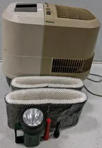 Holmes Console Humidifier, 2 New Filters, Manual Controls (Turns On)