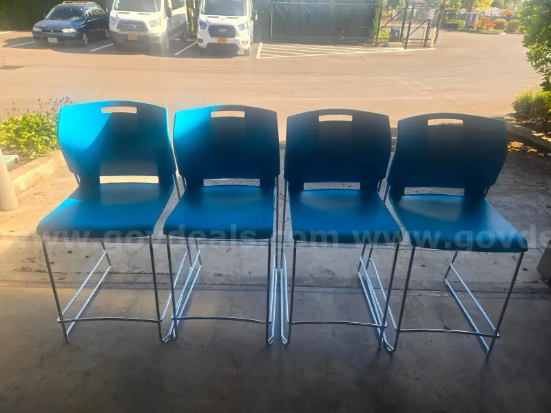 4 X Global Furniture Task Chairs & 2 X Bar Height Table Chairs - USED