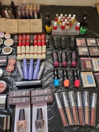 Cosmetics Maybelline, Avon,Revlon, MaryKate & Ashley,And more...