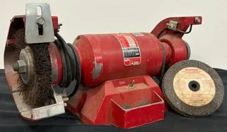 Milwaukee 4991 Bench Grinder, 1/2 HP, 7" Wheel, 3450 RPM, USA, Serial 174-99 believed to be working