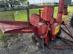 Gehl Feed Grinder