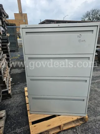 METAL LATERAL FILE CABINET (FOUR DRAWER) (NO KEY) (53IN H X 36IN W X 19IN D)
