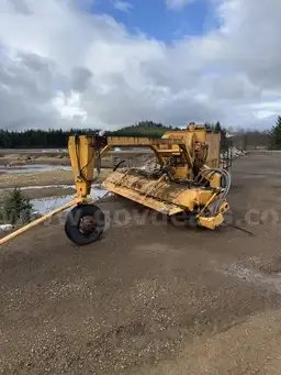 1998 MB Runway Tow Broom