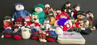 Plush Snowman Christmas Decorations Collection – 22+ Figures & 5 Sealed Mouse pads