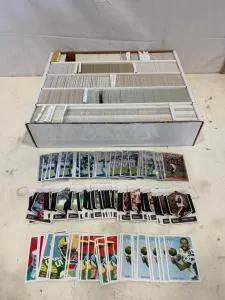 Large 2009–2010 NFL Football Card Lot – Topps, Chrome, Classics, Randy Moss, McNabb, 1200+ Cards