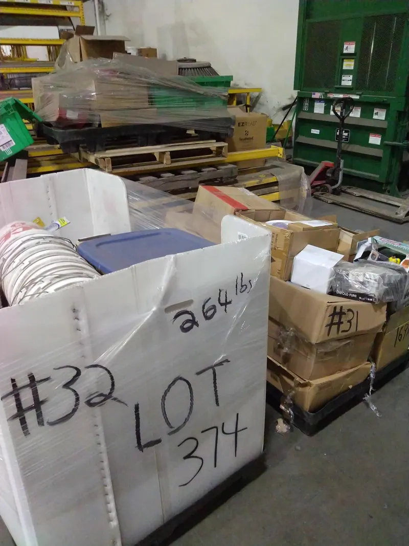 Truckload of UNMANIFESTED Mixed Merchandise