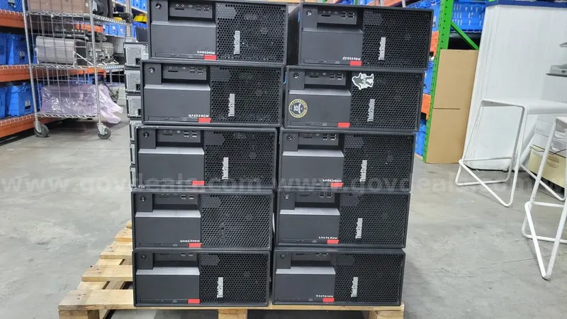 Lot of 33 Lenovo Desktop Computers – ThinkStation / ThinkCentre