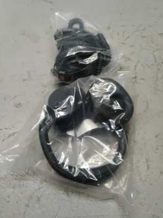 C Grade - Sony Bluetooth Wireless Noise Canceling Headphones