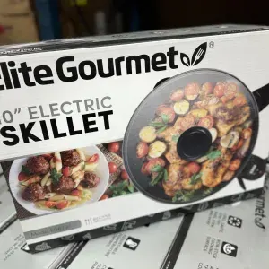 Elite Gourmet EG6207 Scratch Resistant 10.5-inch (2Qt) Fry Pan, Easy-Pour Spout Dishwasher...