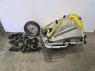 CoPilot Double Child Bike Trailer with Weather Cover and Mixed Lot of Thule Yakima Roof Rack Foot Packs