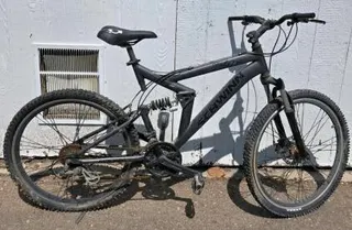 Schwinn Protocol 2.7 Mountain Bike, 27.5" Wheels, 21-Speed, Dual Suspension, Aluminum Frame, tires need air, needs new grips,needs new brakes