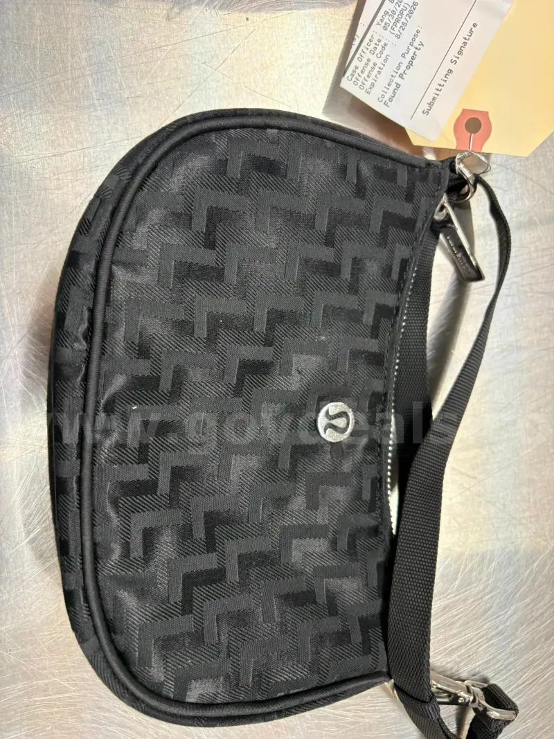 Black lululemon purse