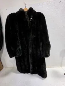 Unverified Brown/Black Mink Fur Full-Length Coat, High Collar, Size M Estimate, Concealed Hook Closure