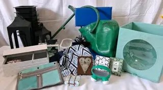 Decor Items, The mix lot of your dreams. Storage, Frames, Lanterns.