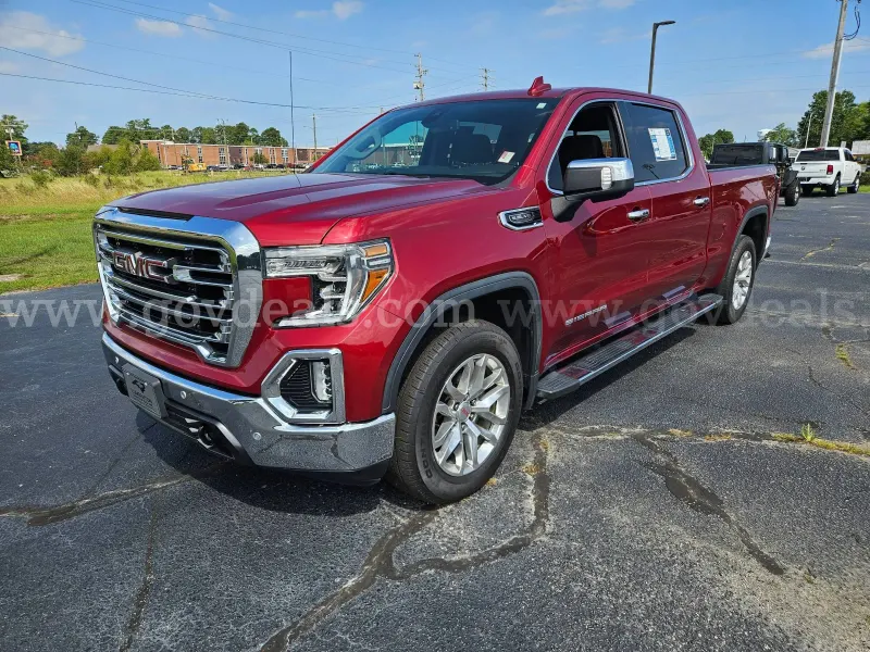 2019 GMC Sierra 1500 SLT Crew Cab Short Box 4WD