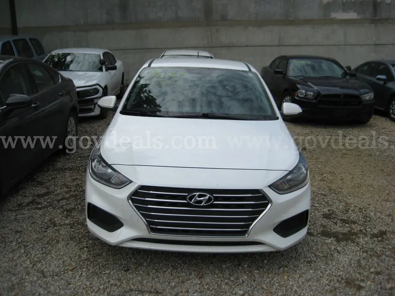 2021 Hyundai Accent SEL 4-Door 6A