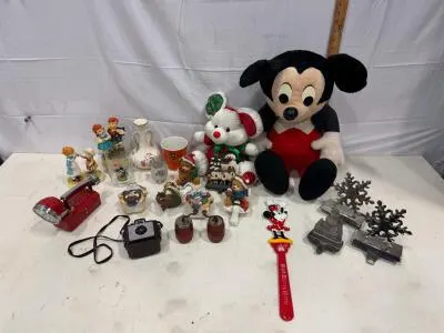 Large Vintage Disney Mickey Mouse Plush, Holiday Decor & Collectibles Lot – 18+ Items Sp-7