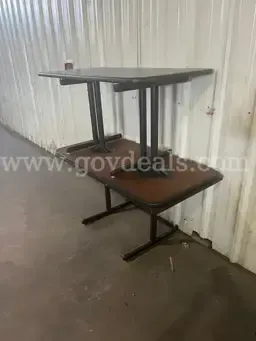 TABLES QTY-3