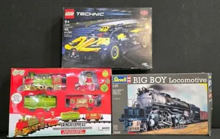 LEGO Bugatti Bolide 42151 905pc, Grinch Express Train Set, Revell Big Boy Locomotive 1:87 Kit *Completion Of Sets Unknown*