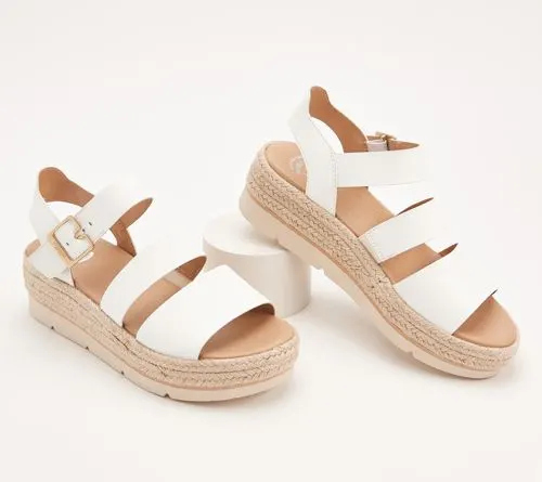 3 Pallets of Shoes by Skechers, Clarks & More, (Lot 3_16296)