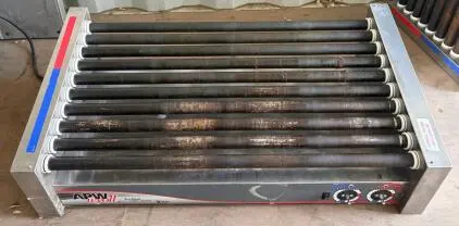 APW Wyott HRS-50S Slanted Hot Dog Roller Grill, 10 Tru-Turn Rollers, 50 Hot Dog Capacity (Connex 3)