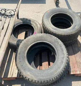 Goodyear Ultra Grip & WinterMaster Plus 195/70R14 Winter Tires Studded, Mixed Set