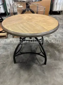 Patio Tables (Lot of 4)