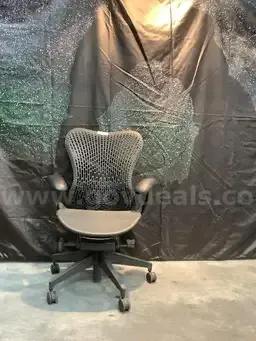 Herman Miller Mirra 2 Rolling Office Chair
