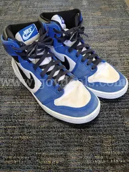 Air Jordan (Storm Blue) Size 9 (Lightly Used)
