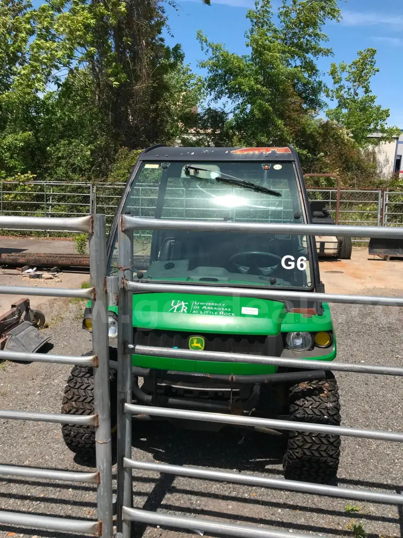 JOHN DEERE HPX UTILITY VEHICLE.
